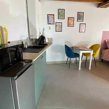 Daire Pop-25m2-neuf Et Colore - Wifi-netflix