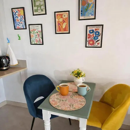 Pop-25m2-neuf Et Colore - Wifi-netflix * Belleme